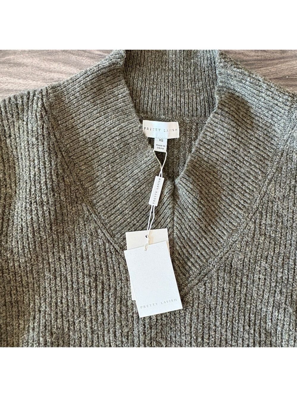 Pretty Lavish Jovie Oversized Rib Knit V Neck Sweater Olive Green - Picture 11 of 11